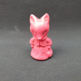 Игрушка винтажная, СССР. Пластмассовая фигурка лисы в платье, высота 9 см
