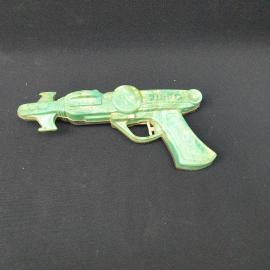 Игрушка винтажная, СССР. Детский пистолет из пластмассы, с курком и барабаном