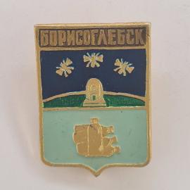 Значок СССР. Борисоглебск, герб города с часовней и пушкой. Винтажный значек.