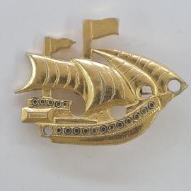 Значок СССР. Парусник, морская тематика. Винтажный значек.