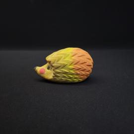 Игрушка винтажная, СССР. Резиновая фигурка ежа с божьей коровкой, в осенних тонах