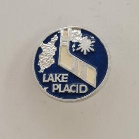 Значок СССР. Lake Placid, зимний спорт, трамплин и снежинка. Винтажный значек.