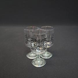 Рюмки винтажные, СССР. Набор 3 шт., стекло на ножке с цветочным рисунком