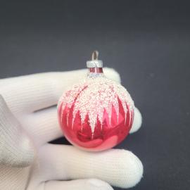 Елочная игрушка винтажная, СССР. Стекло, шар с рельефным декором и белой посыпкой