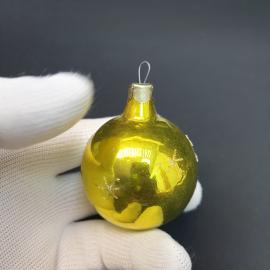 Елочная игрушка винтажная, СССР. Стеклянный шар золотистого цвета с серебристым узором