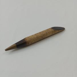 Ручка винтажная, СССР. Письменная, корпус под камень, с металлическим наконечником