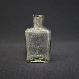 Флакон винтажный, СССР. Стеклянный, прямоугольной формы, для парфюмерии или аптеки