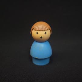 Игрушка винтажная, СССР. Пластмассовая фигурка мальчика, небольшого размера