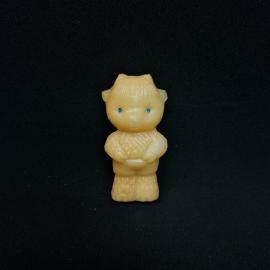 Игрушка винтажная, СССР. Пластмассовая фигурка мальчика с голубыми глазами, небольшого размера
