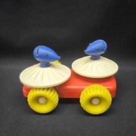Игрушка винтажная, СССР. Пластмассовая каталка на колесах с фигурками мышей