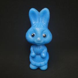 Игрушка винтажная, СССР. Пластмассовая фигурка зайца голубого цвета для детской игры