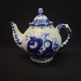 Чайник заварочный винтажный, СССР. Фарфор, ручная роспись в стиле гжель, с крышкой