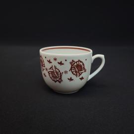 Чашка чайная винтажная, СССР. Фарфоровая, белая с коричневым цветочным рисунком