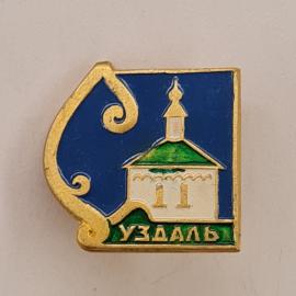 Значок СССР. Суздаль, город Золотого кольца, храм на фоне герба. Винтажный значек.