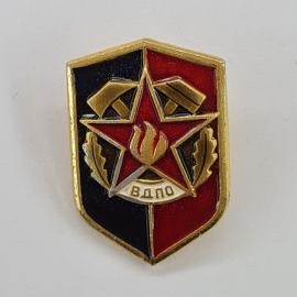 Значок СССР. ВДПО, красная звезда, щит. Винтажный значек.