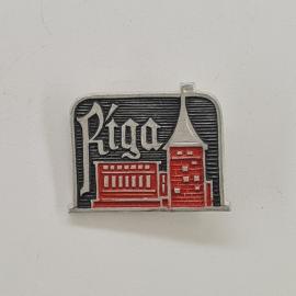 Значок СССР. Рига, городская архитектура, башня и здание. Винтажный значек.