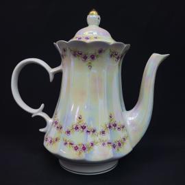 Кофейник винтажный, СССР. Фарфор Коростенский, перламутровое покрытие, цветочный декор