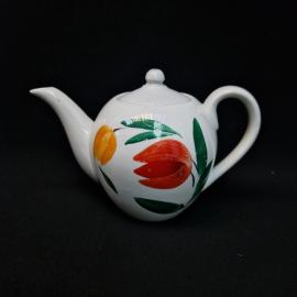 Чайник заварочный винтажный, СССР. Фарфор, с крышкой, роспись цветами ручной работы