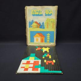 Мозаика винтажная, СССР. Настольная игра с пластмассовыми фишками и игровым полем