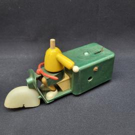 Игрушка механическая винтажная, СССР. Пожарная машина П 63, пластмасса и металл