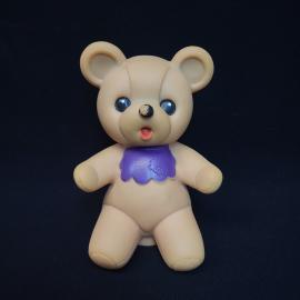 Игрушка винтажная, СССР. Пластмассовый медвежонок с подвижными лапами, около 13 см
