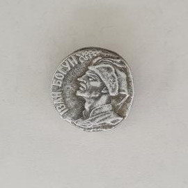 Значок СССР. Вин Робин сэ, профиль в колпаке, сказка. Винтажный значек.