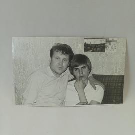 Фотография винтажная, СССР. Черно белый снимок, семейный портрет на фотобумаге