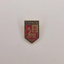 Значок СССР. Торжок, Тверская область, герб города с оленем и ветвью. Винтажный значек.