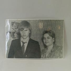 Фотография винтажная, СССР. Черно белый семейный портрет, глянцевая фотобумага