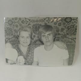 Фотография винтажная, СССР. Черно белый семейный снимок, фотобумага, 1 шт.