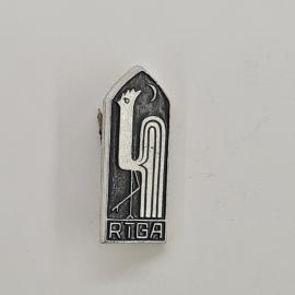 Значок СССР. Рига, Латвия, аист и месяц, городская тематика. Винтажный значек.