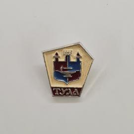 Значок СССР. Тула, герб города с крепостью и пушкой. Винтажный значек.