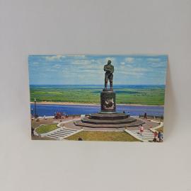 Открытка советская СССР. Горький, памятник Чкалову, вид на Волгу и набережную, авиация, винтаж