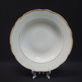 Тарелка винтажная, СССР. Фарфор из ГДР Colditz, белая с золоченым краем, 24 см