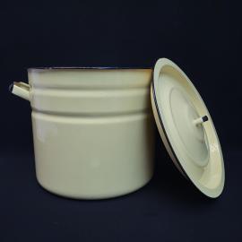 Кастрюля винтажная, СССР. Эмалированная, с крышкой, светлая с растительным орнаментом