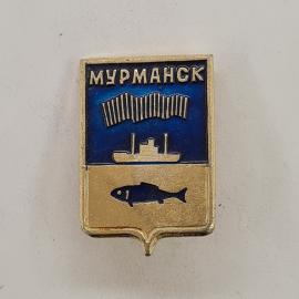 Значок СССР. Мурманск, корабль, рыба, северный город, морская тематика. Винтажный значек.