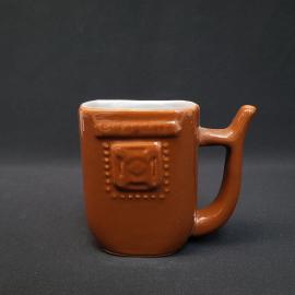 Кружка поильник винтажная, СССР. Керамическая, фигурная ручка, декоративный рельеф на корпусе