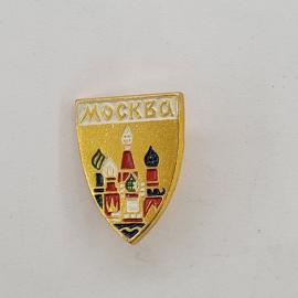 Значок СССР. Москва, город, стилизованные башни и архитектура. Винтажный значек.
