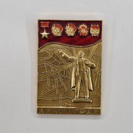 Значок СССР. Ленинград, памятник Ленину и награды, городская тематика. Винтажный значек.