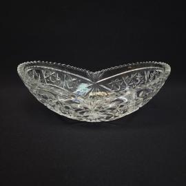 Ваза конфетница винтажная, СССР. Прессованное стекло, овальная форма с граненым узором