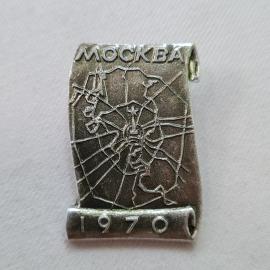 Значок СССР. Москва, 1970, карта города и звезда, столица. Винтажный значек.