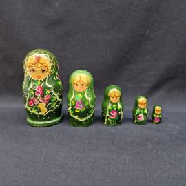 Матрешка винтажная, СССР. Набор 5 шт., деревянная, расписная в зеленых тонах