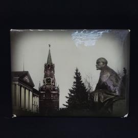 Картина винтажная, СССР. Настенное панно с видом Кремля и памятником Ленину, под стеклом