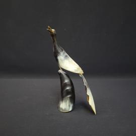 Статуэтка винтажная, СССР. Фигурка птицы, резной рог, декоративная настольная композиция