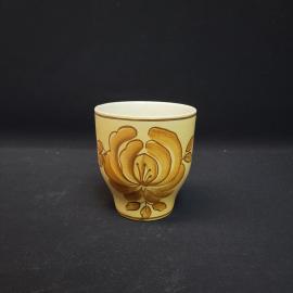 Стакан винтажный, СССР. Керамический, с цветочным рисунком в коричневых тонах