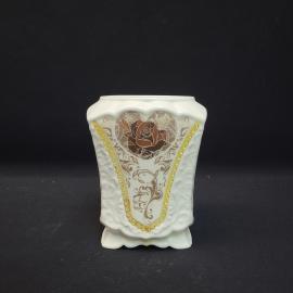 Ваза декоративная винтажная, СССР. Керамика, настольная, с рельефным узором и розой