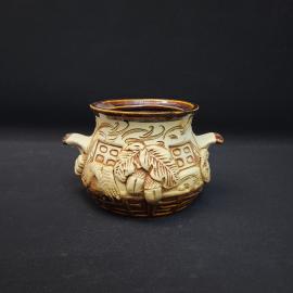 Горшок керамический винтажный, СССР. Декоративный, с рельефным растительным орнаментом