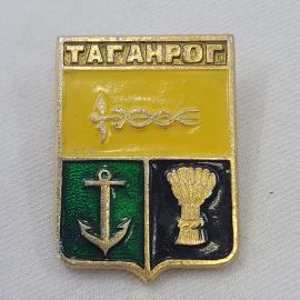 Значок СССР. Таганрог, герб города с якорем и колосьями, морская тематика. Винтажный значек.
