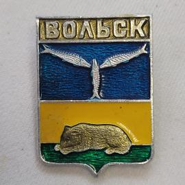 Значок СССР. Вольск, герб города с птицей и сурком. Винтажный значек.