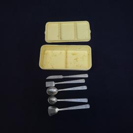 Дорожный набор винтажный, СССР. Столовые приборы 5 предметов в пластиковой коробке